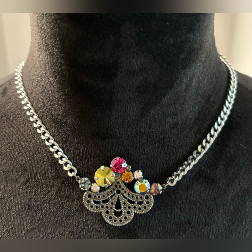 NWT Sabika Retired Sunset Fancy Necklace